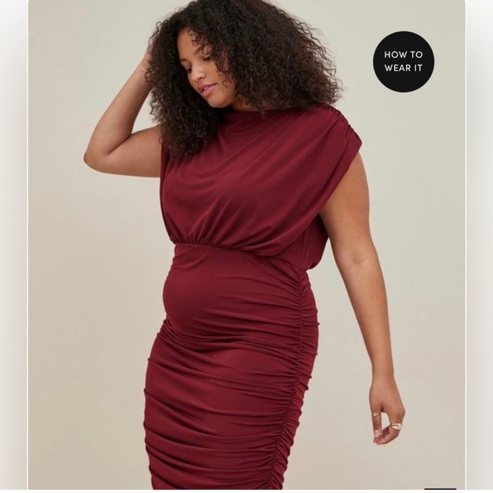 NWT Women’s Torrid Size 0/12 MINI STUDIO KNIT RUCHED DRESS Burgundy Short Sleeve - Picture 9 of 10